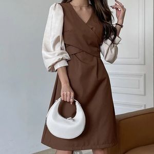 DAY Crossover Tie Back Lantern Sleeve Dress